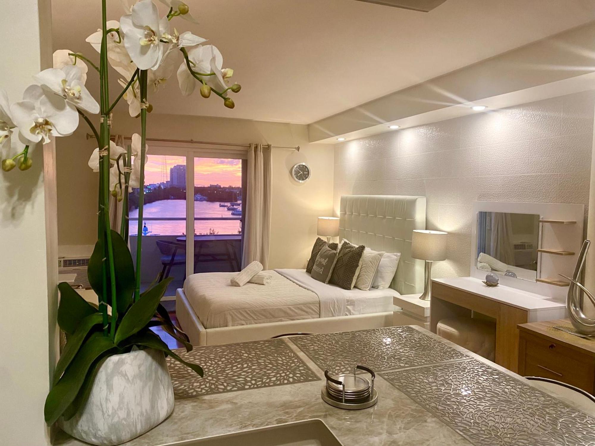 Modern Waterfront Apartment With Miami Skyline View, Free Parking 5 Mins Drive To 迈阿密海滩 外观 照片